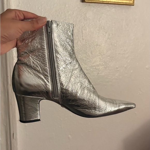 Arezzo Jemma Leather Block Boot in Silver - Picture 2 of 2